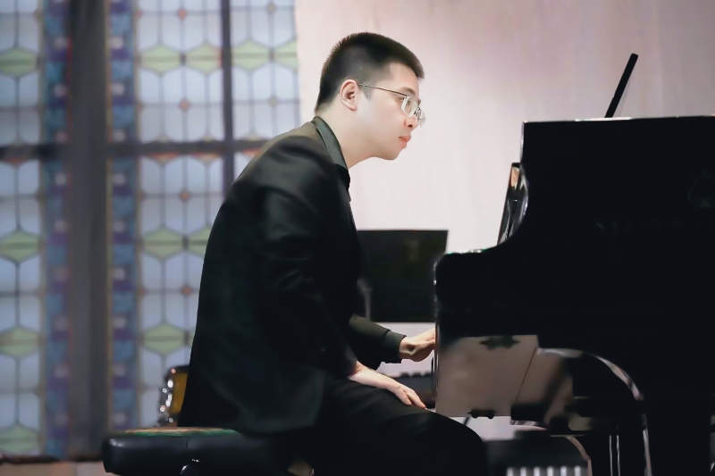 yl6809永利集团教师—— 夏鸣