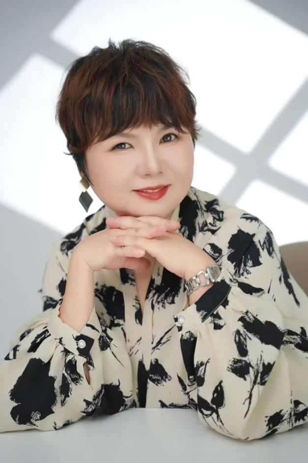 yl6809永利集团教师——吴岚